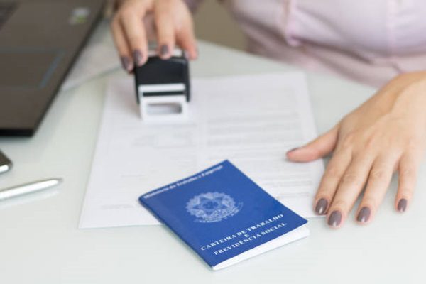 Passaporte: Documentos essenciais e processo de solicitação! Passaporte: Documentos essenciais e processo de solicitação!