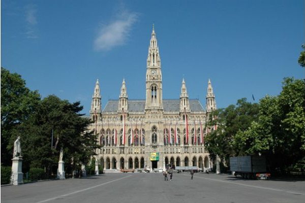 Viagem cultural pela Europa Central: Praga, Budapeste, Viena! Viagem cultural pela Europa Central: Praga, Budapeste, Viena!