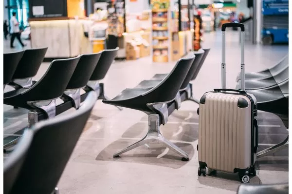 Bagagens trocadas por engano com outros passageiros! Bagagens trocadas por engano com outros passageiros!