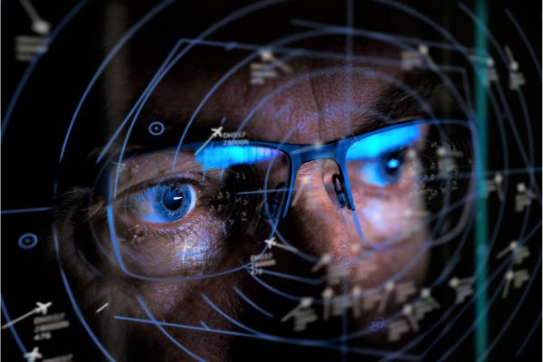 O papel dos controladores de tráfego aéreo na gestão de atrasos de voos – Resolver problemas de voo O papel dos controladores de tráfego aéreo na gestão de atrasos de voos – Resolver problemas de voo